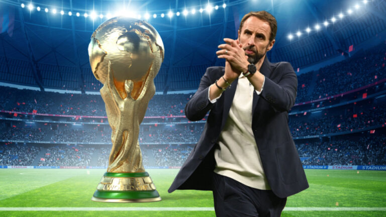 Gareth Southgate applauds & World Cup